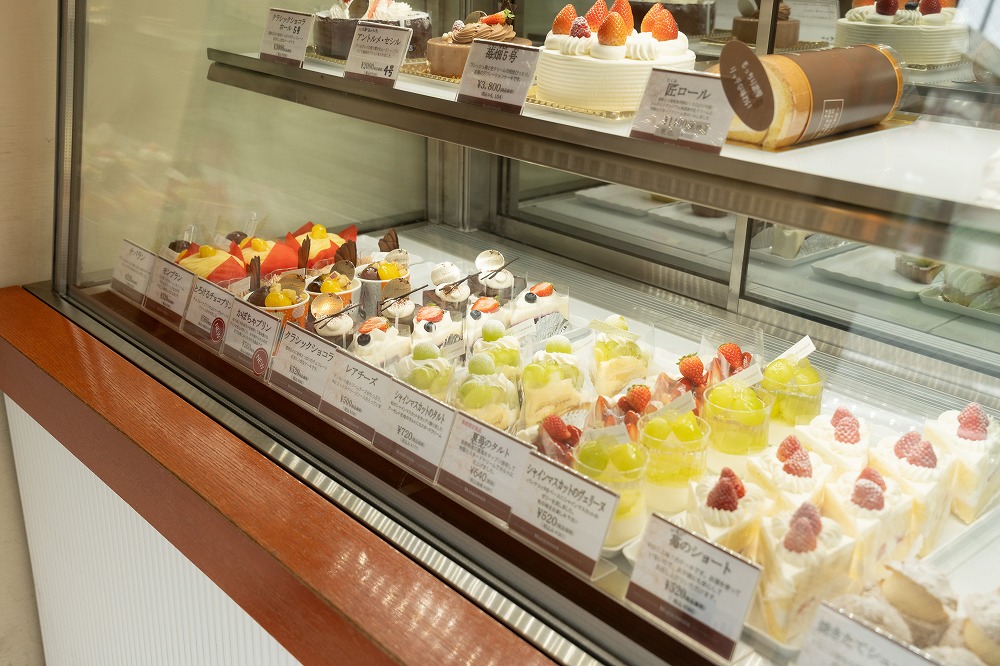 マロニエ 谷保ファクトリーショップの内観